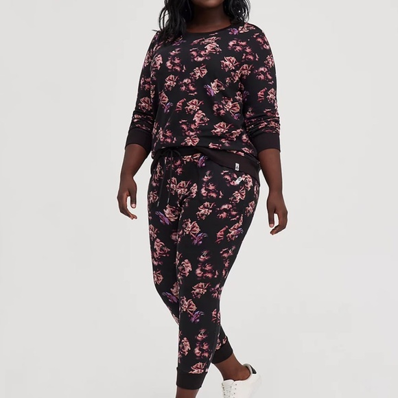 SET: Torrid Everyday Fleece Floral Active Sweatshirt/Jogger 2X - Picture 13 of 14